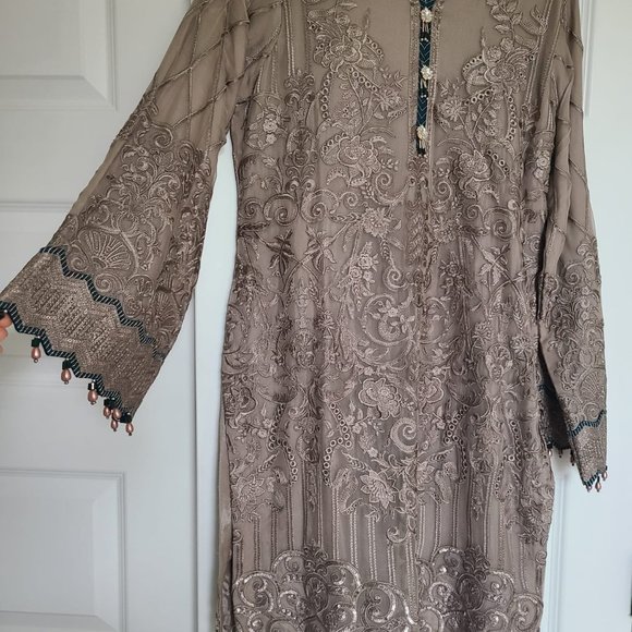 Beige and Teal Embroidered Desi Suit - Picture 2 of 4